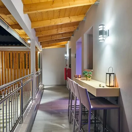 Savvas Luxury Suites Laganas Exterior foto