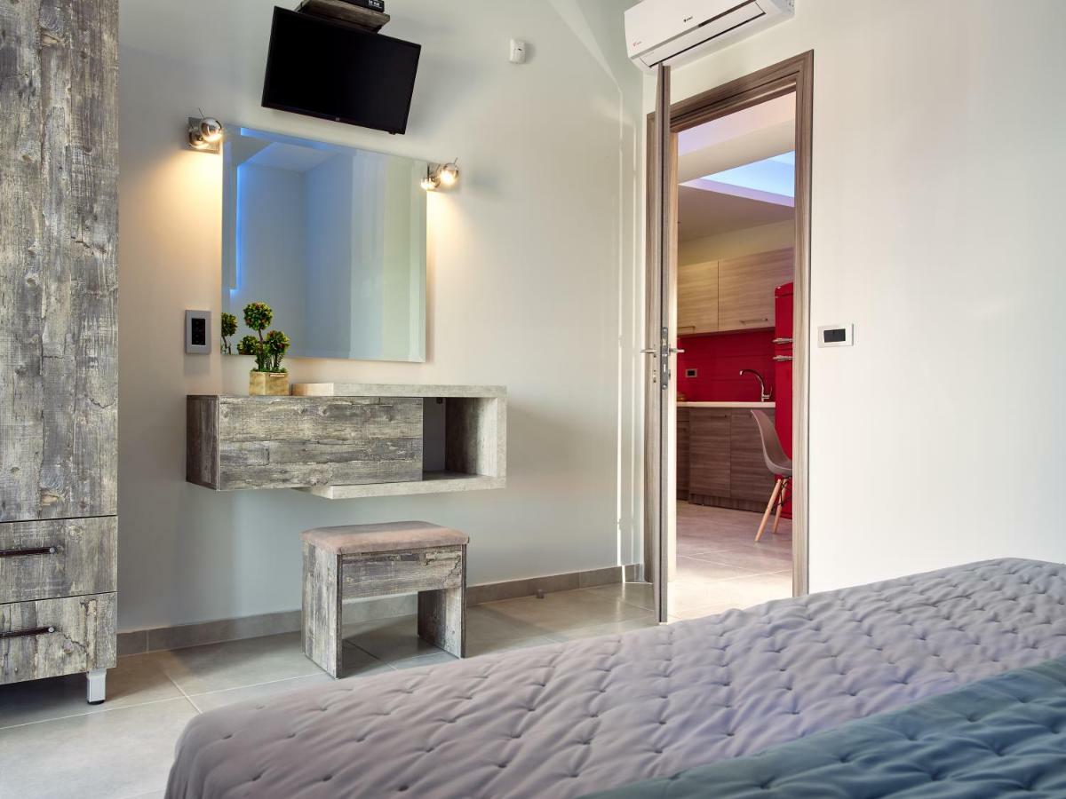 Apartment Savvas Luxury Laganas