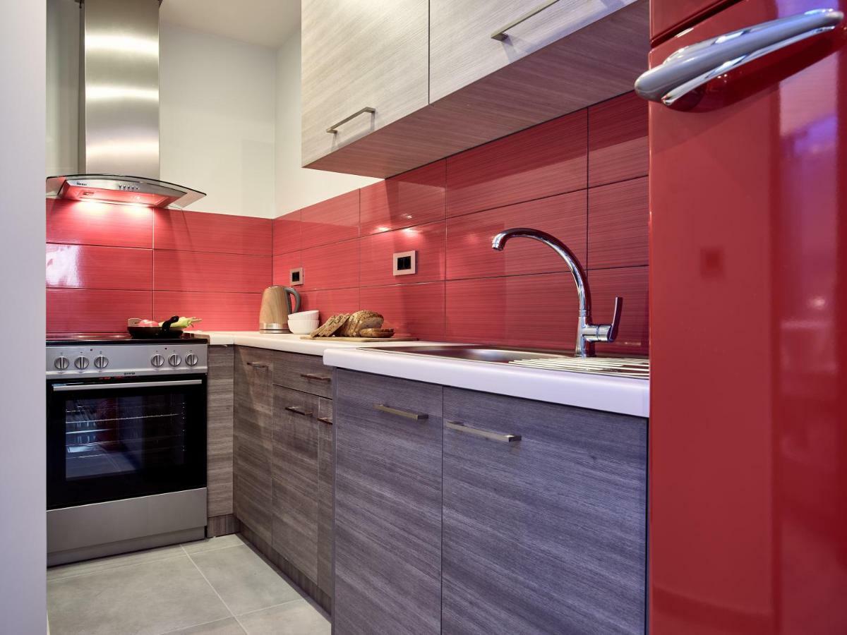 Apartment Savvas Luxury Laganas