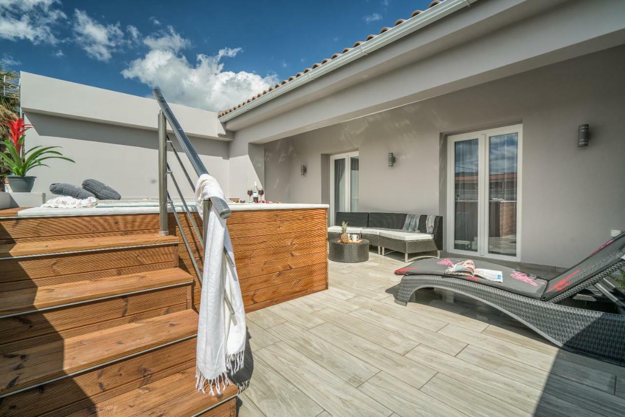Savvas Luxury * Laganas