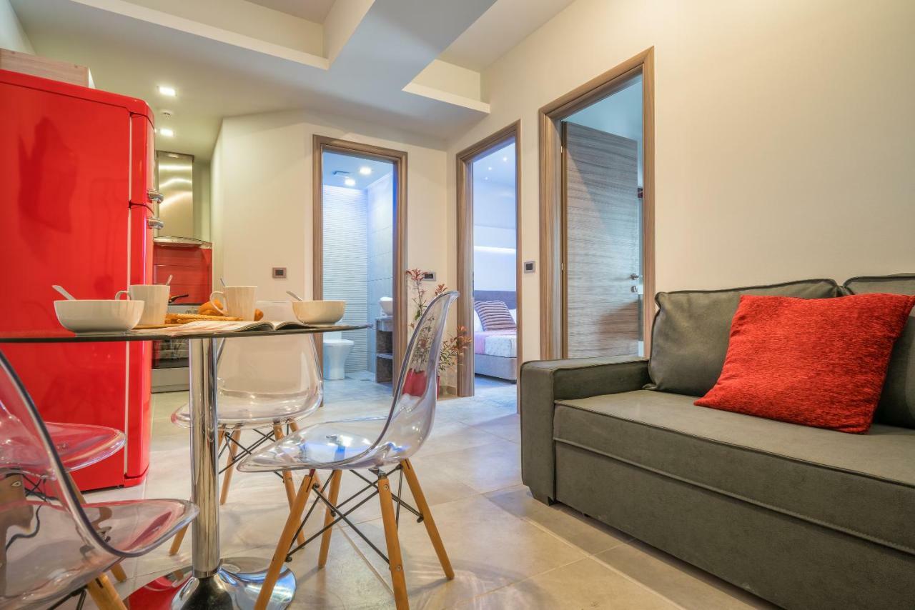 Savvas Luxury * Laganas