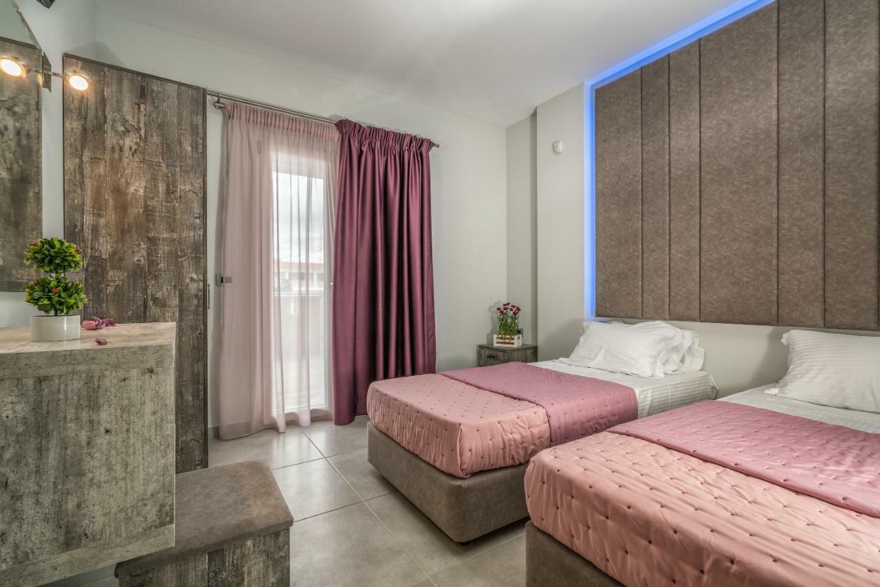 Savvas Luxury Apartment Laganas