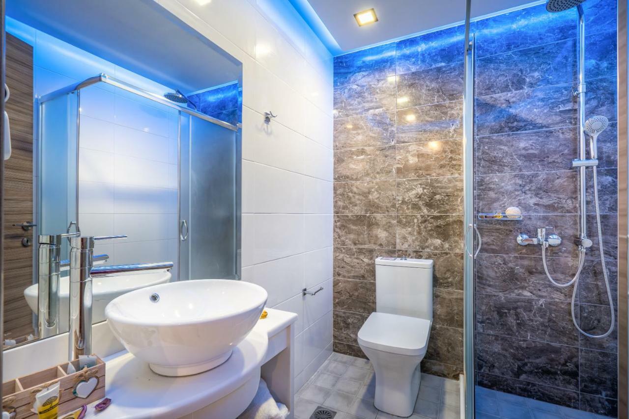 Savvas Luxury * Laganas