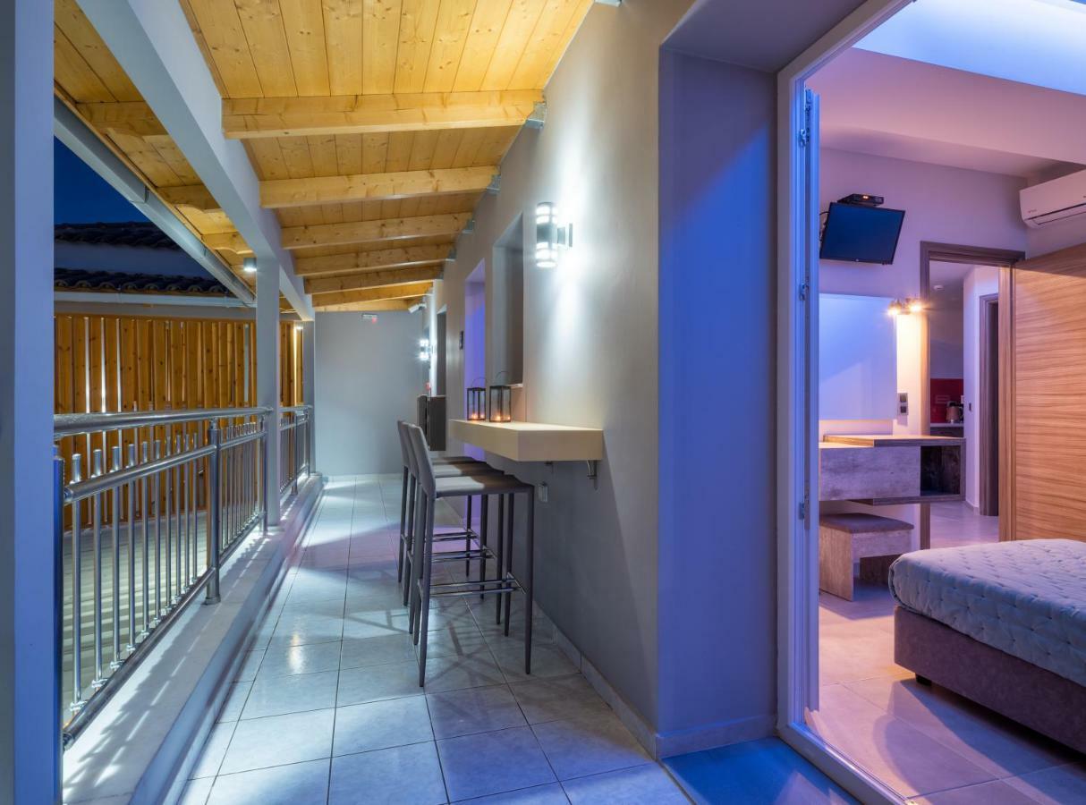 Savvas Luxury