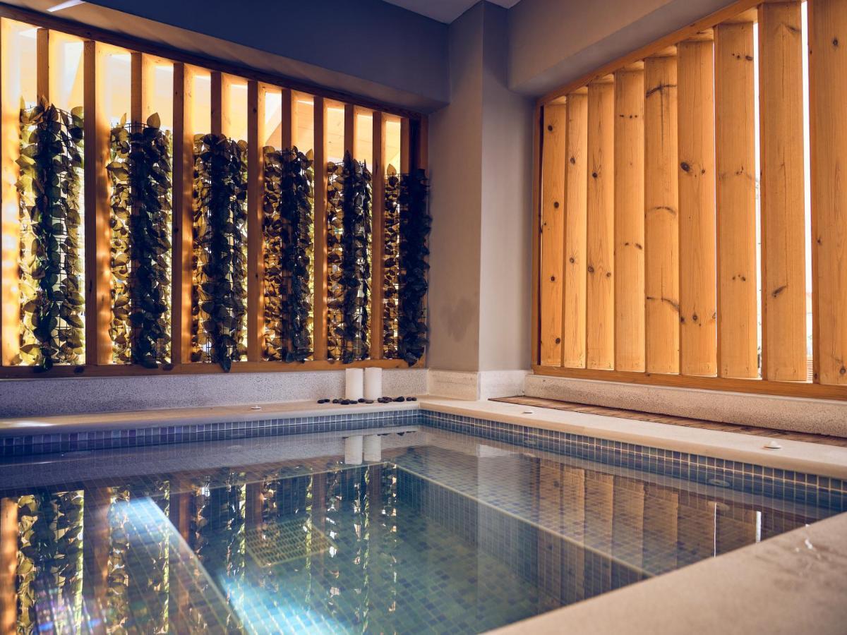 Savvas Luxury Apartment Laganas